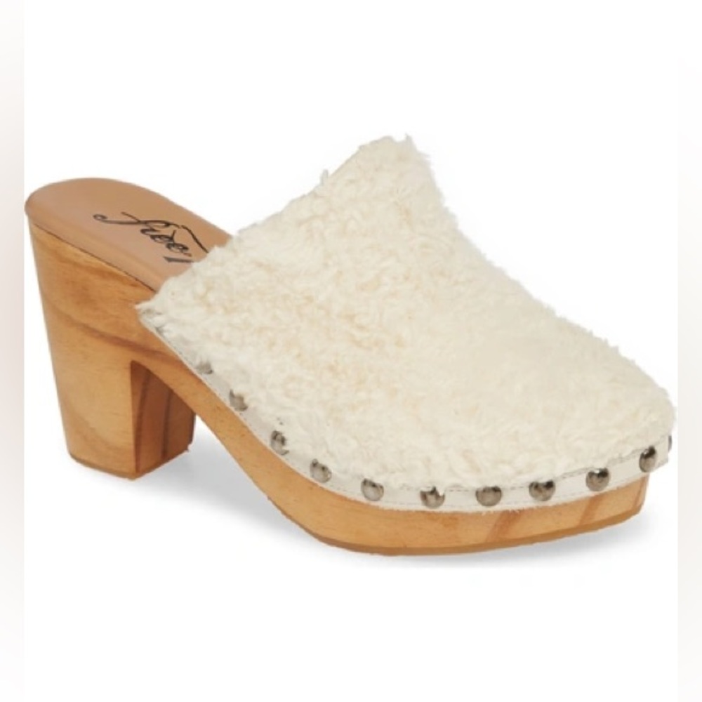 Free People Cream Sherpa Clogs with Wood Heel - Picture 2 of 13